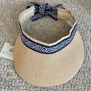 Sea and Grass Straw Hat Visor with Ribbon, NWT, Navy Ribbon